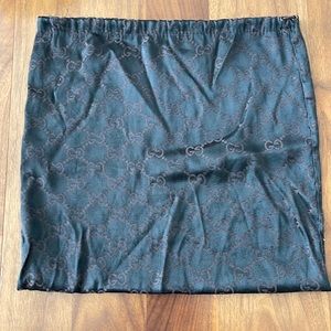 Gucci dust bag